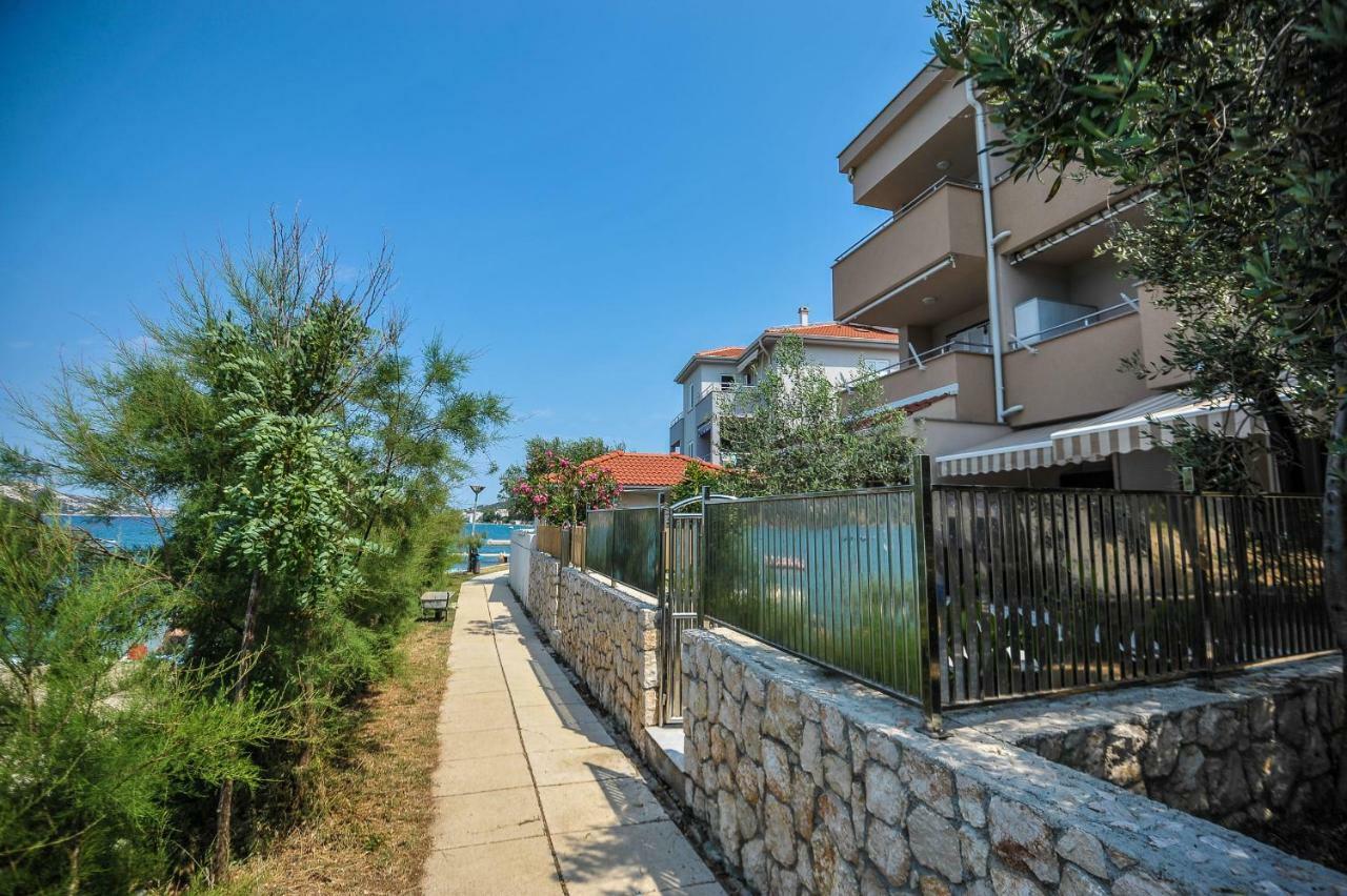 Apartment Robert Novalja Zewnętrze zdjęcie