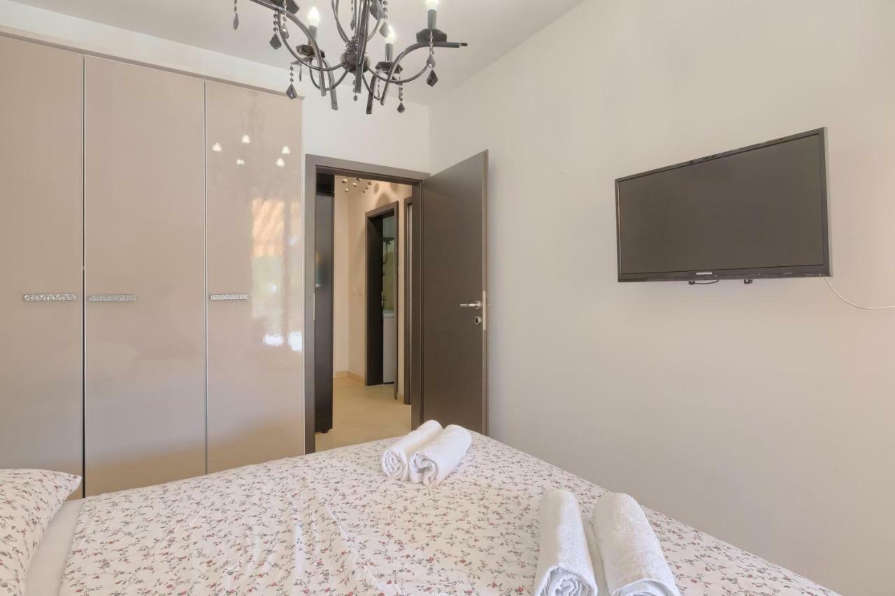 Apartment Robert Novalja Zewnętrze zdjęcie